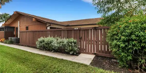 6332 Royal Woods DR