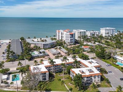 1100 Gulf Shore BLVD N