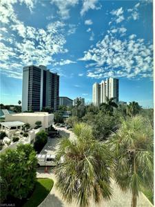 100 Glenview PL