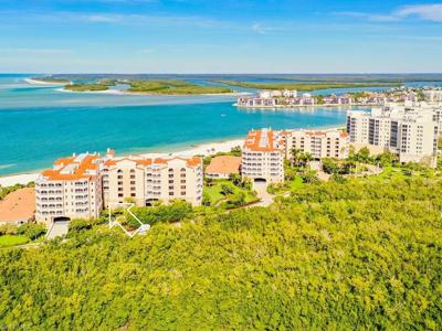 2000 Royal Marco WAY