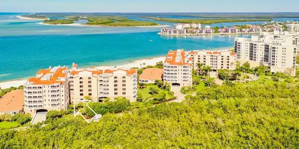 2000 Royal Marco WAY
