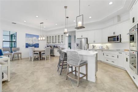 2521 Breakwater WAY