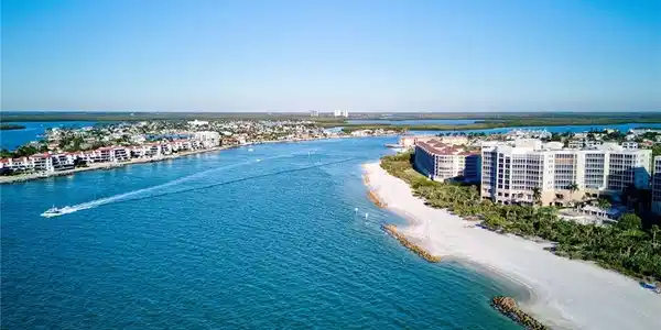 5000 Royal Marco WAY