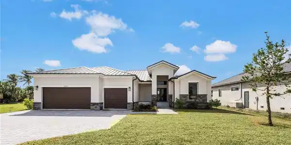 24259 Peppercorn RD