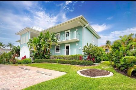 1125 Little Neck CT