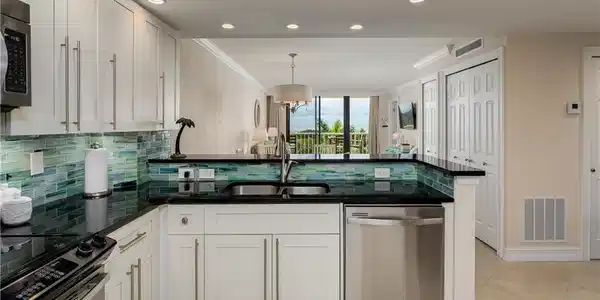440 Seaview CT