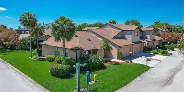 11651 Pointe Circle DR