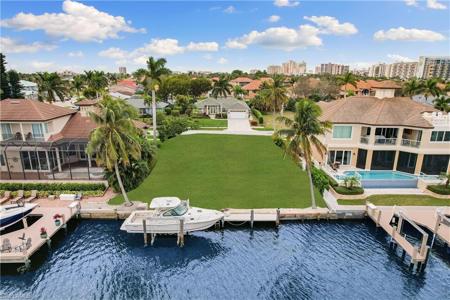 1046 Fieldstone DR