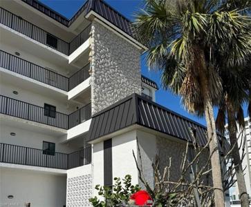 2088 Estero BLVD