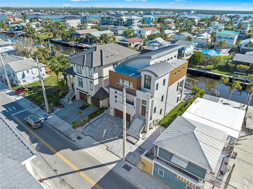 Image 2: View of aerial view