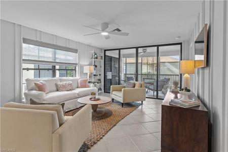 3107 Riviera DR