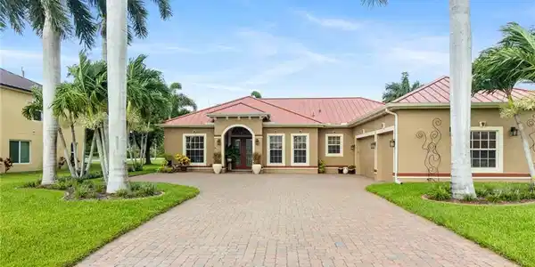 17533 Megra CT