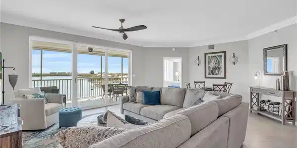 4975 Bonita Beach RD
