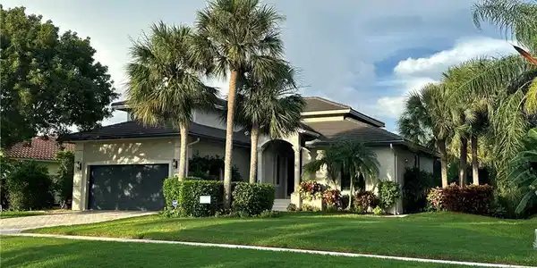 693 Kendall DR