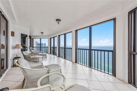 8171 Bay Colony DR