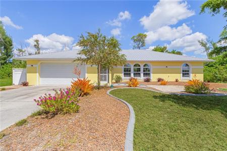 3526 Manatee DR