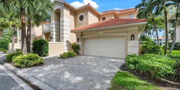 26916 Wyndhurst CT