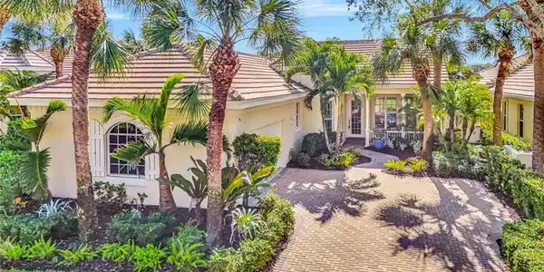 3671 Olde Cottage LN