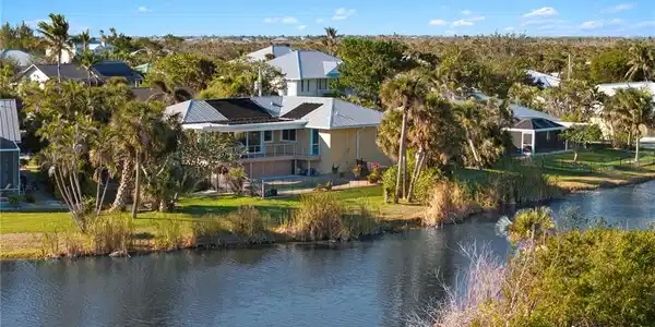 672 Durion CT