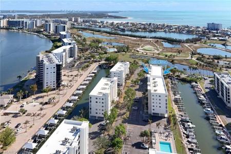 4371 Bay Beach LN