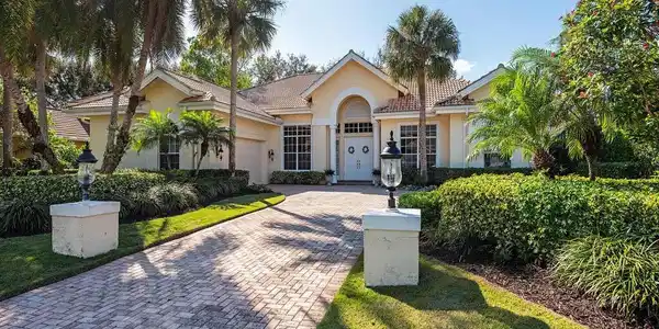 779 Tramore LN