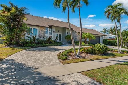 272 N Barfield DR