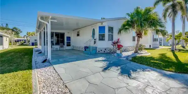 22 Garden DR