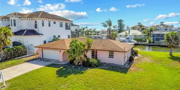476 Seagull AVE