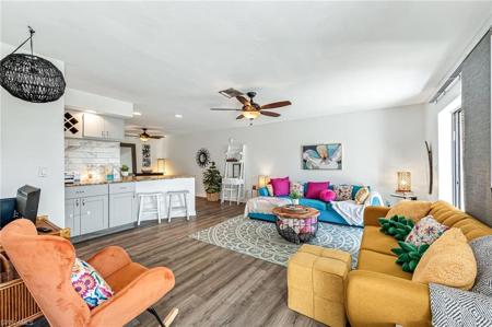 17017 Golfside CIR