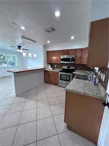 3900 Arnold DR