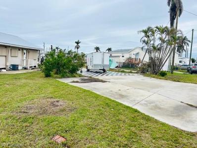 3851 Plumosa DR