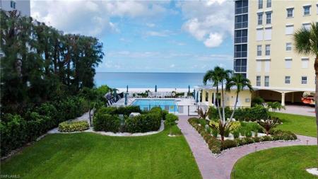 3483 Gulf Shore BLVD N