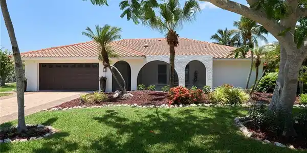 1105 Sand Castle RD
