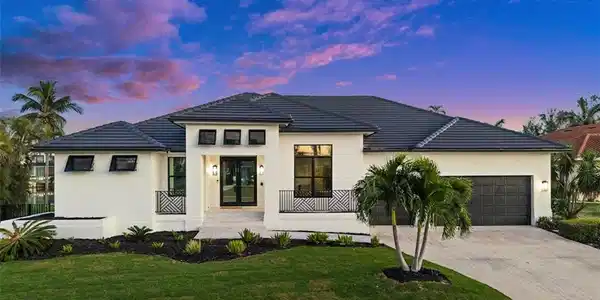 716 Hernando DR