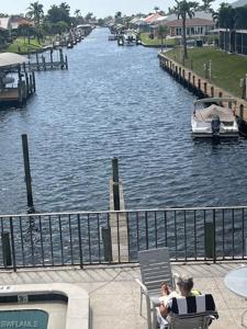 808 Cape Coral PKWY W