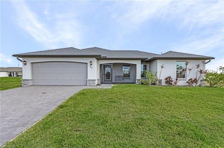 4041 NW 37th AVE