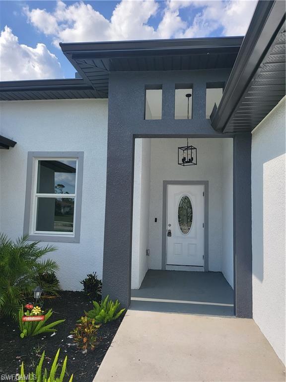 Image 2: View of entrance to property