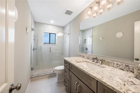 589 Beachwalk CIR