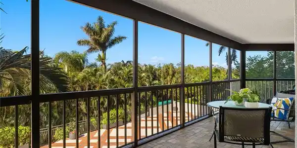 6075 Pelican Bay BLVD