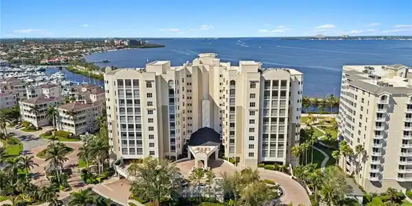 14270 Royal Harbour CT