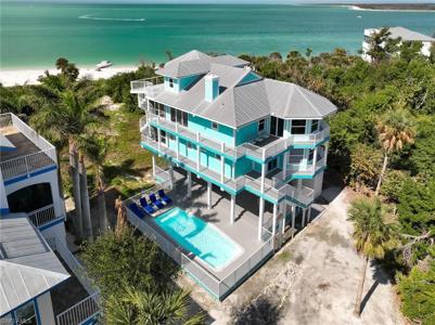 150 White Pelican DR