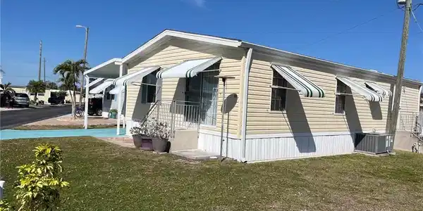 10100 Burnt Store RD