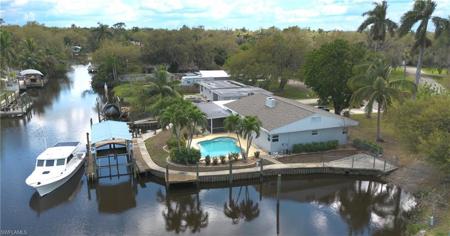 201 Kingston DR