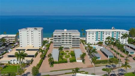 1977 Gulf Shore BLVD N