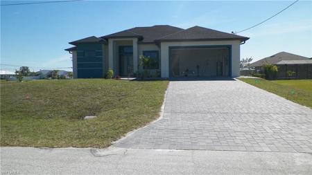 1527 NW 38th PL