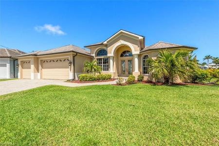 2215 SW 45th TER