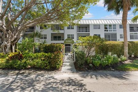 72 7th ST S