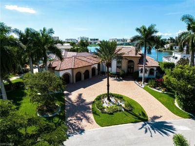 3111 Leeward LN