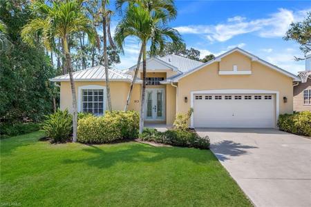 813 E Valley DR