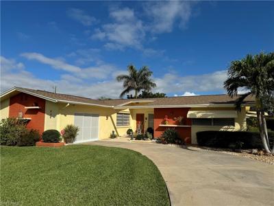 439 Monterey AVE